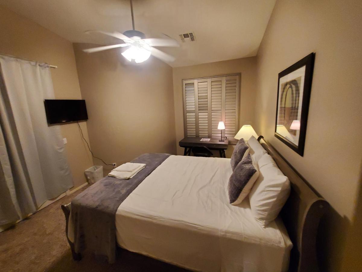 Phoenix II Minutes To Airport And Downtown Extérieur photo