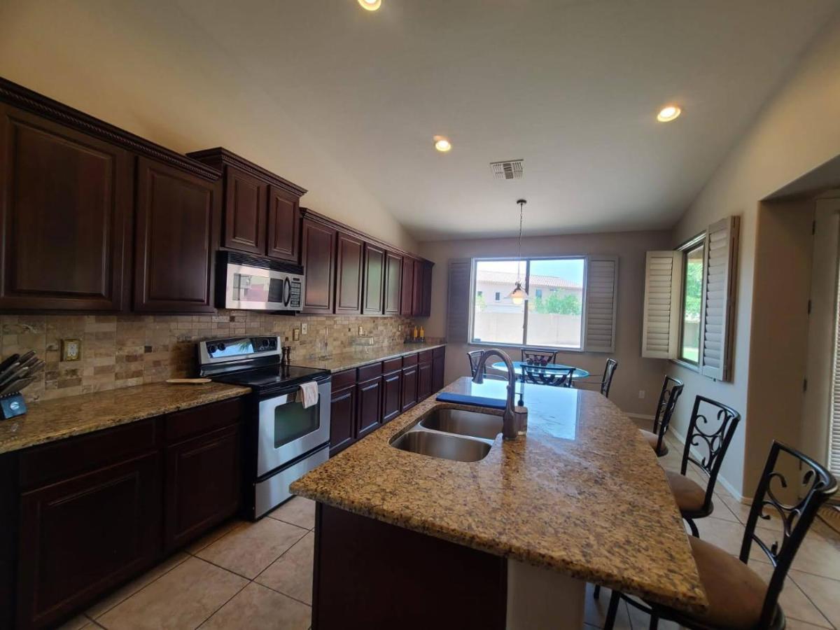 Phoenix II Minutes To Airport And Downtown Extérieur photo