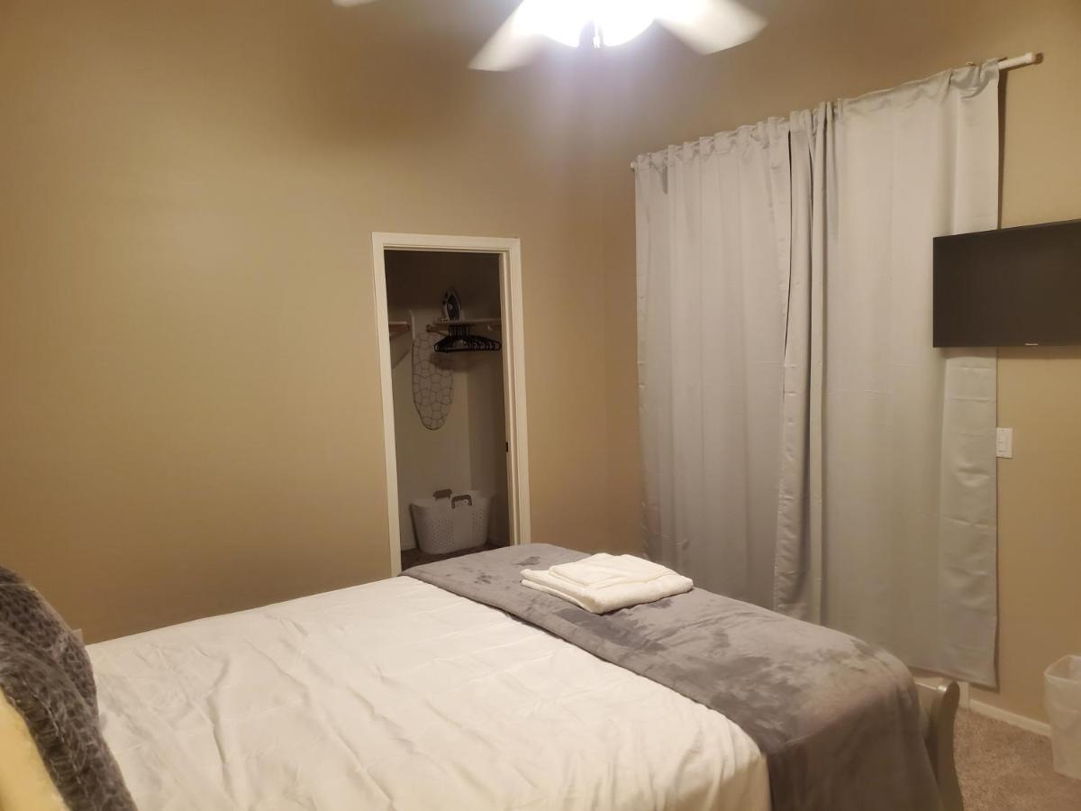 Phoenix II Minutes To Airport And Downtown Extérieur photo